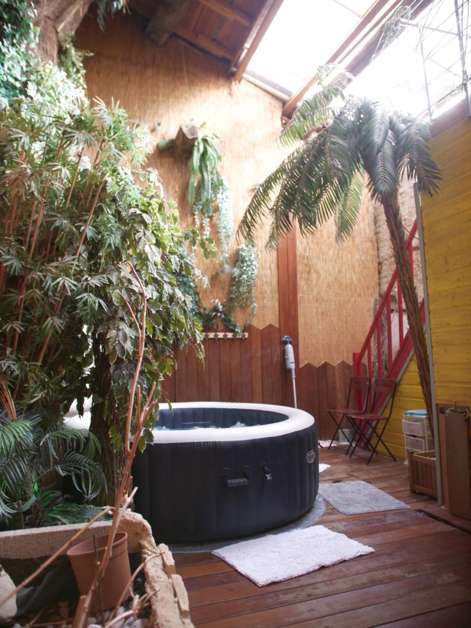 Maison De Village, Jacuzzi, Salle Cinema Valencin エクステリア 写真