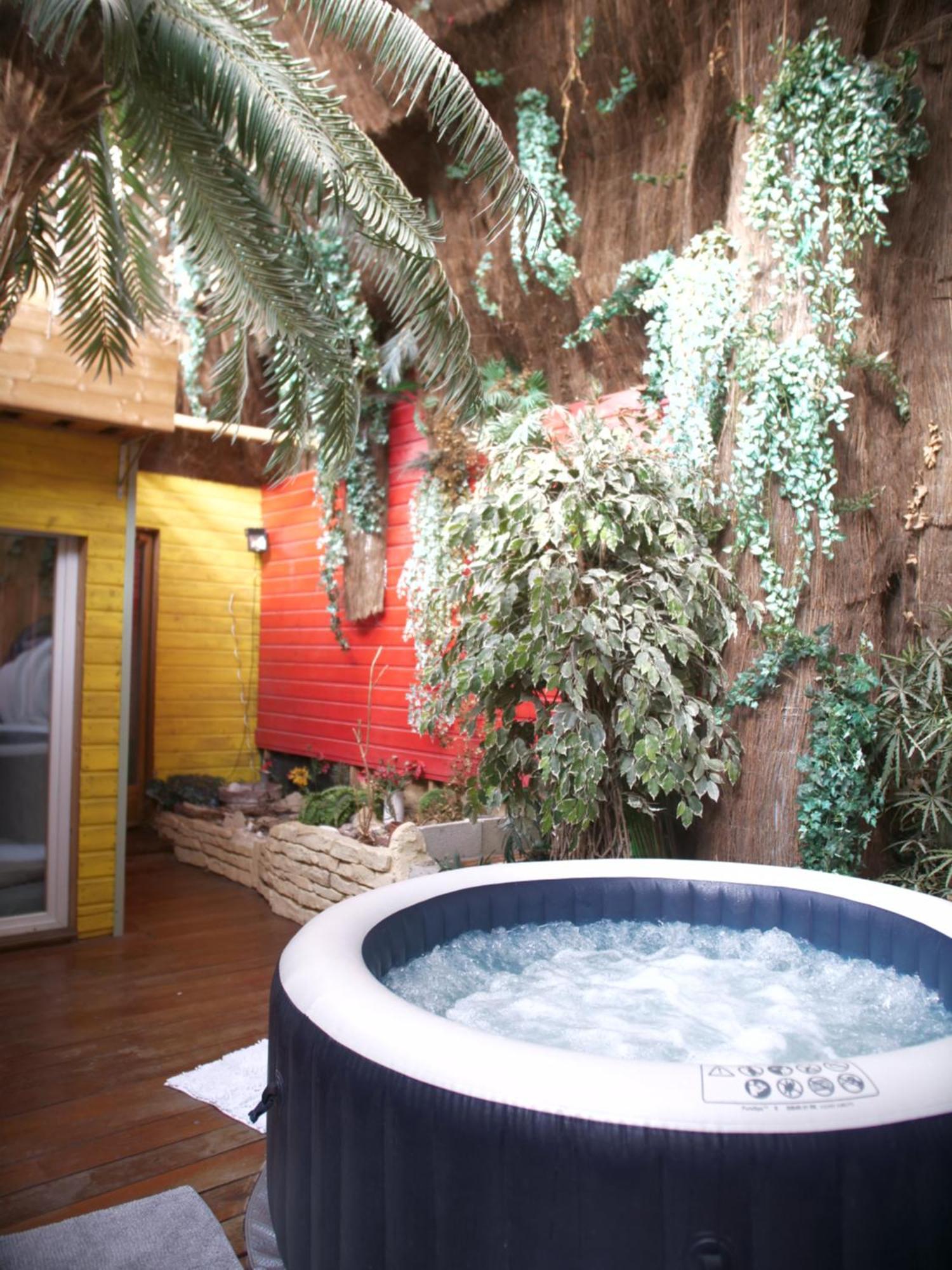 Maison De Village, Jacuzzi, Salle Cinema Valencin エクステリア 写真